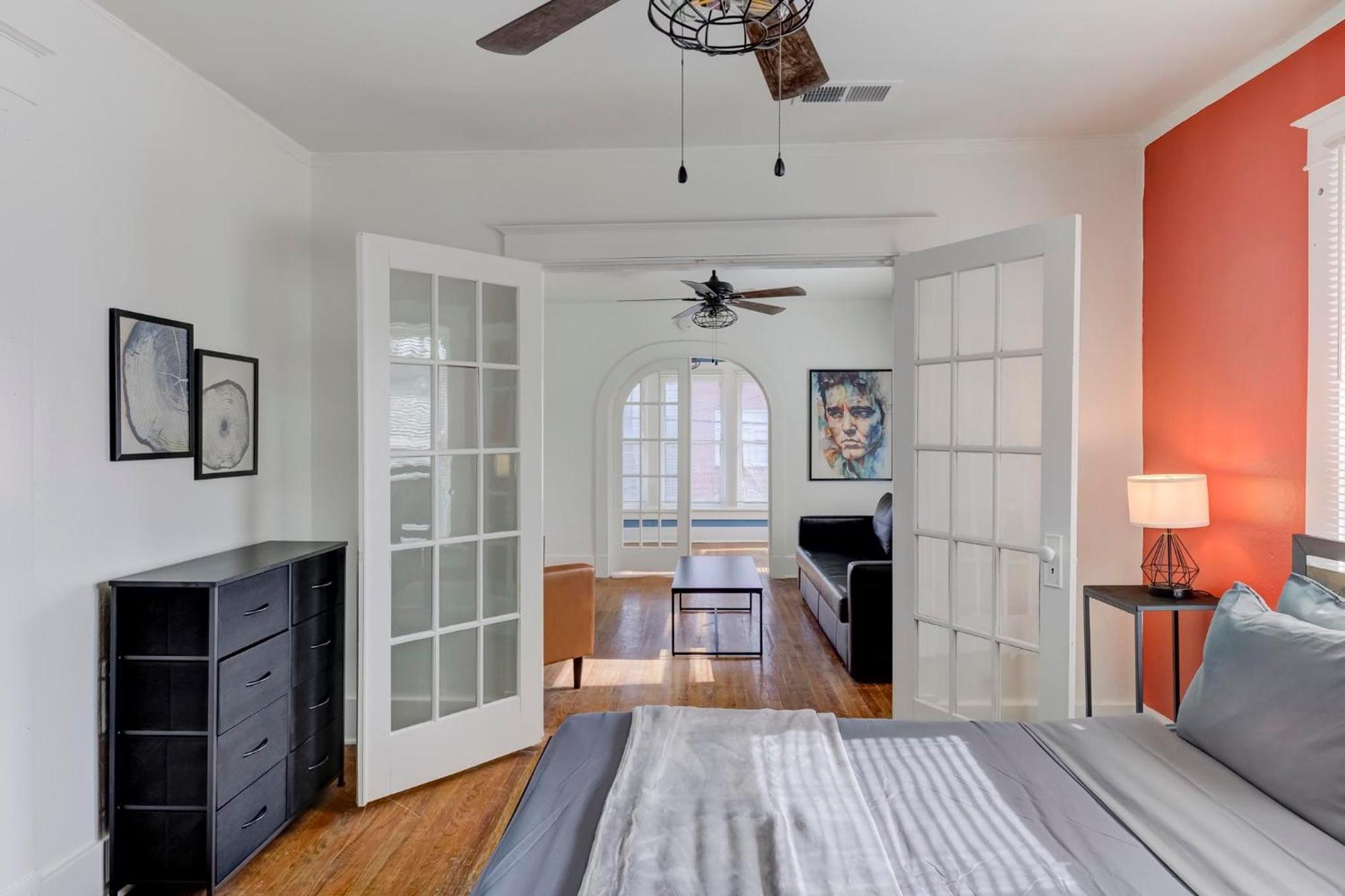 Charming Cooper-Young Flat In The Heart Of Memphis Extérieur photo