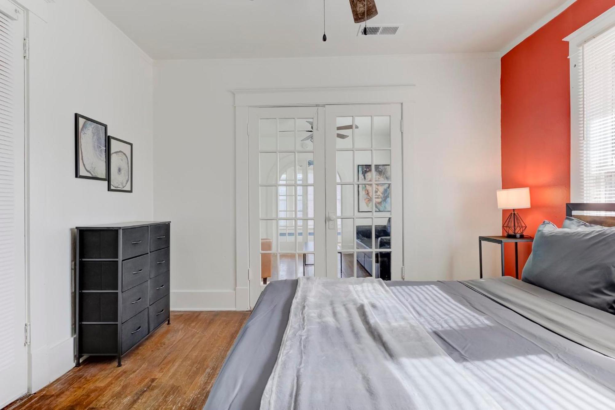 Charming Cooper-Young Flat In The Heart Of Memphis Extérieur photo
